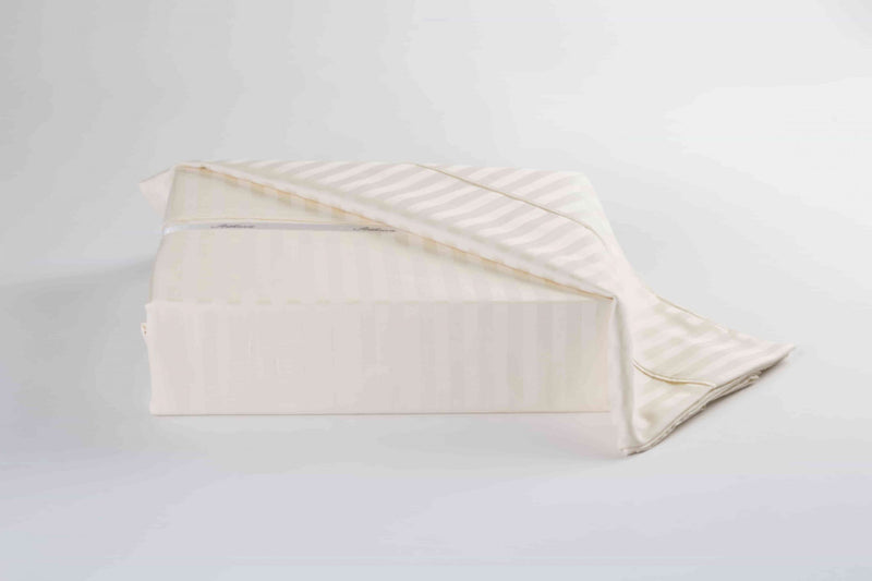 SuperKing Duvet Cover Set Stripe in 450 Thread 100% Long Staple Cotton Count in White