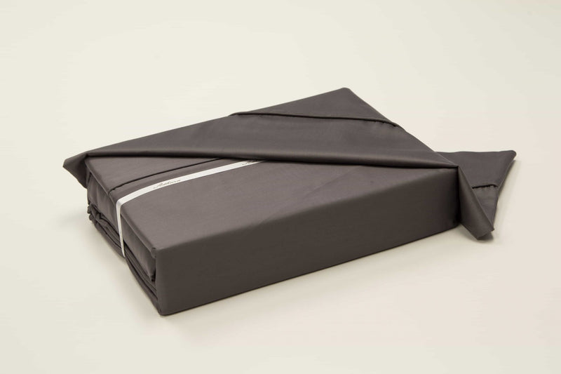 Long Staple 100% cotton luxury king duvet cover set in grey