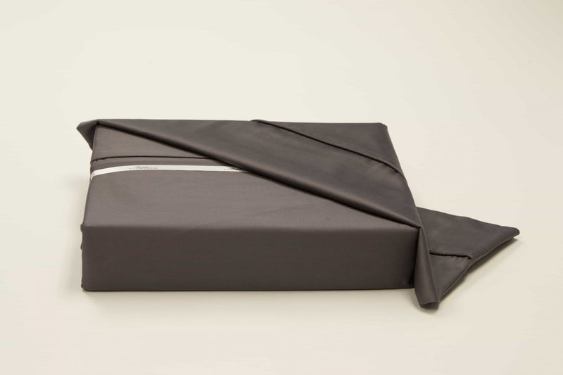 Long Staple 100% cotton luxury queen duvet cover set in grey