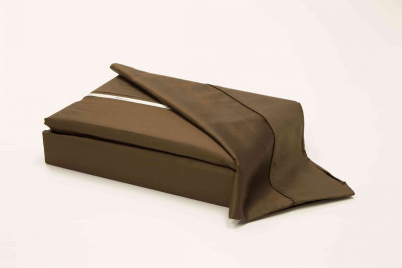 A 100% Long staple egyptian cotton sheet set including pillow cases in a brown color