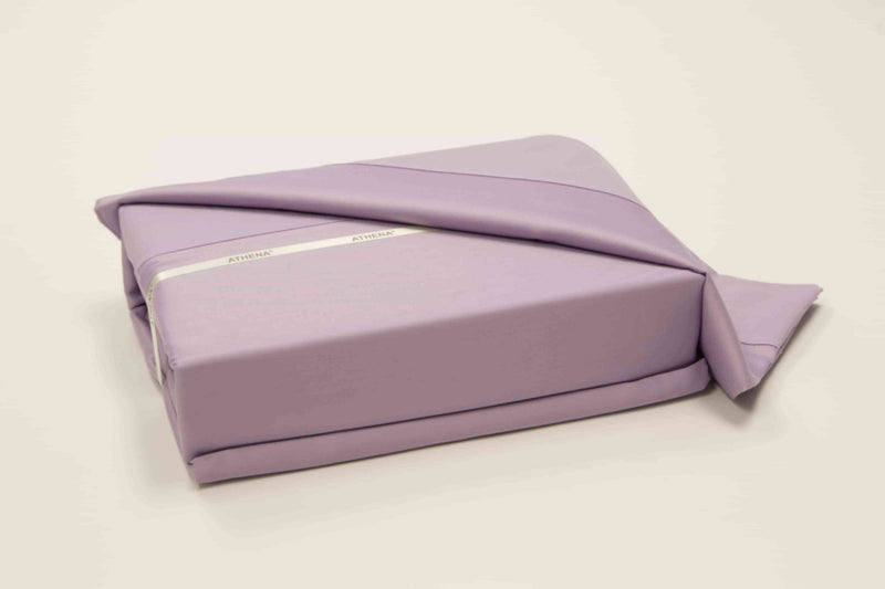 A 100% Long staple egyptian cotton sheet set including pillow cases in a purple / lilac color 