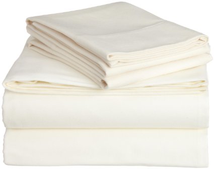 A 100% Long staple Egyptian cotton sheet set including pillow cases in a white color